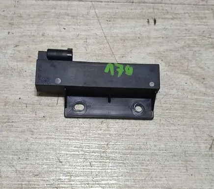 Jeep Grand Cherokee Aerial antenna amplifier 644691 68068148AA