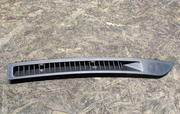 Infiniti Q70 Y51 Dash center air vent grill 687421MF0A