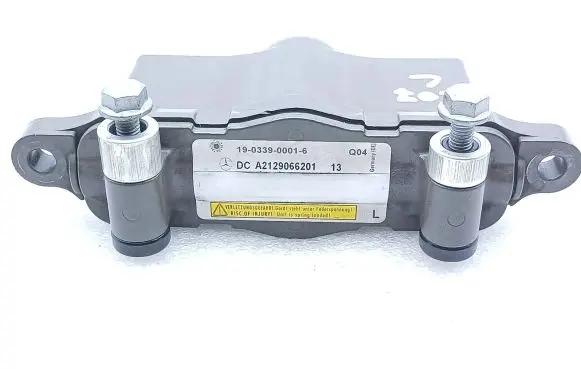 Mercedes-Benz E C207 W207 Pedestrian airbag A2129066201