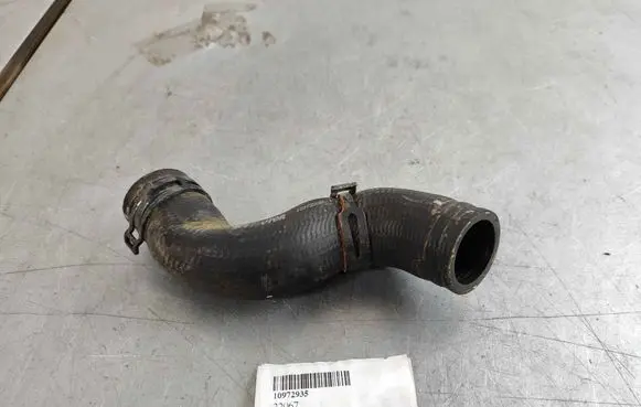 MG MG5 II Engine coolant pipe/hose 10972935