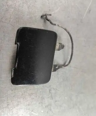 Volvo V70 Front tow hook cap/cover 8692369