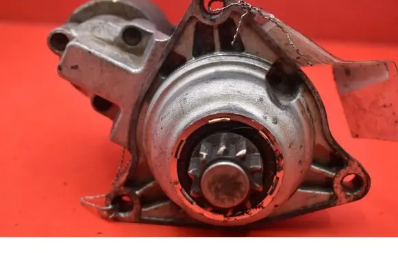 Volkswagen Transporter - Caravelle T4 Starter motor S0005