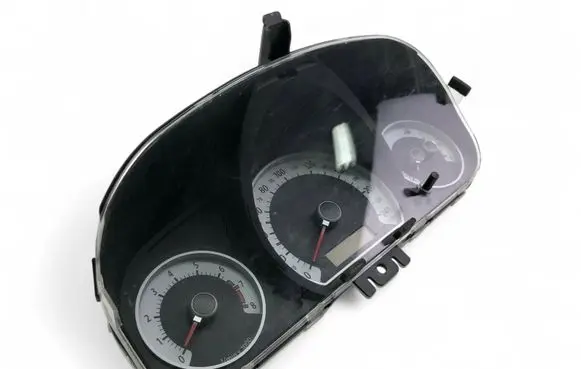 KIA Ceed Speedometer (instrument cluster) 940031H051
