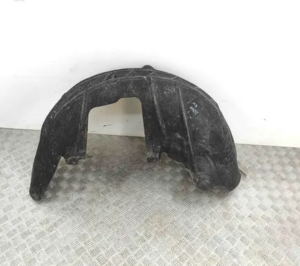 Rear arch fender liner splash guards