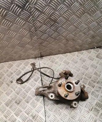 Toyota Prius (XW20) Front wheel hub spindle knuckle