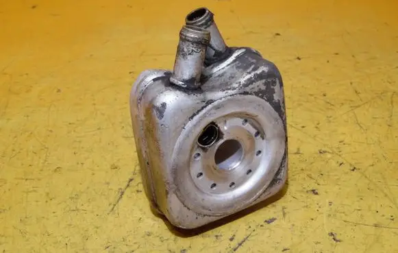 Volkswagen II LT Engine oil radiator 3244