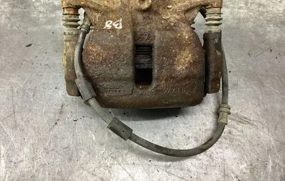 Volkswagen PASSAT B8 Front brake caliper 47980