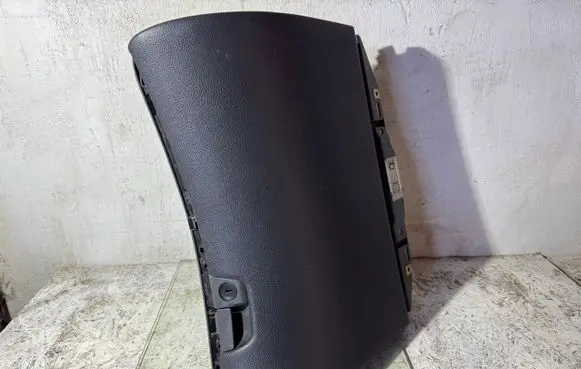 Volvo S60 Glove box 8650374