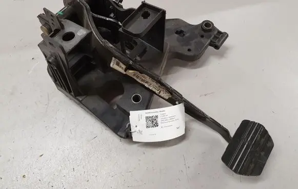 Citroen C5 Brake pedal 9654751180