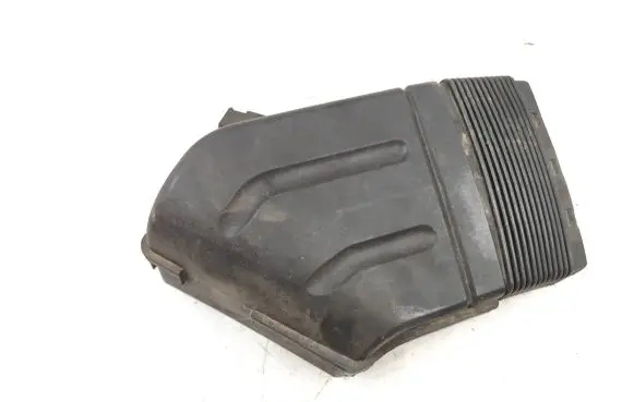 Audi A4 S4 B7 8E 8H Air intake duct part 8E0129617D