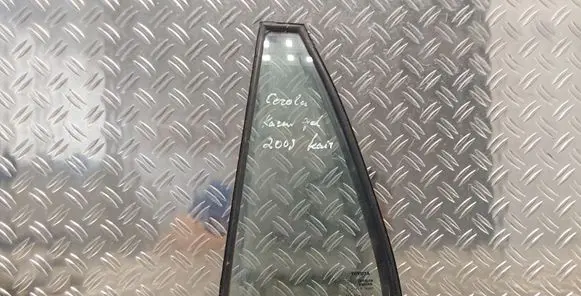 Toyota Corolla E120 E130 Rear vent window glass 43R00097