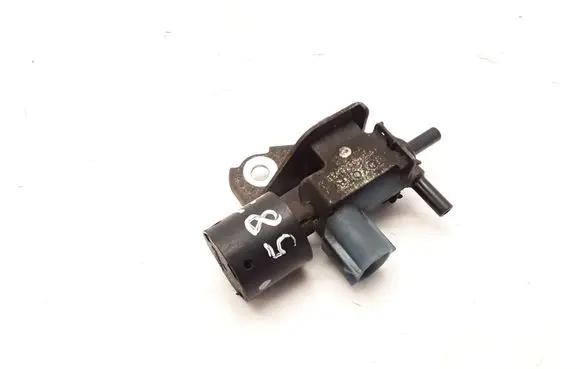 Toyota Avensis T270 Vacuum valve 9091012281