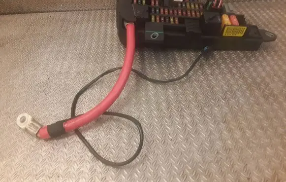 BMW 6 E63 E64 Fuse box set 6906588