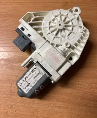 Audi A6 S6 C6 4F Rear door window regulator motor 4F0959802A 20102004 1997000105