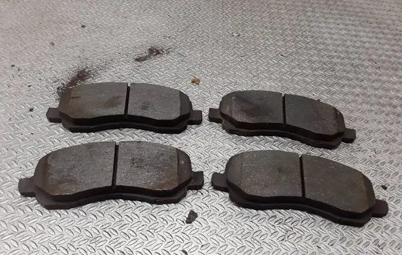 Dodge Caliber Brake pads (front)