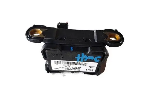 Suzuki Swift I ESP acceleration yaw rate sensor 33945-65J1 2D79E12292 06211702793