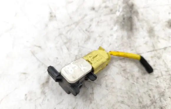 Alfa Romeo Giulietta Airbag deployment crash/impact sensor 50509587