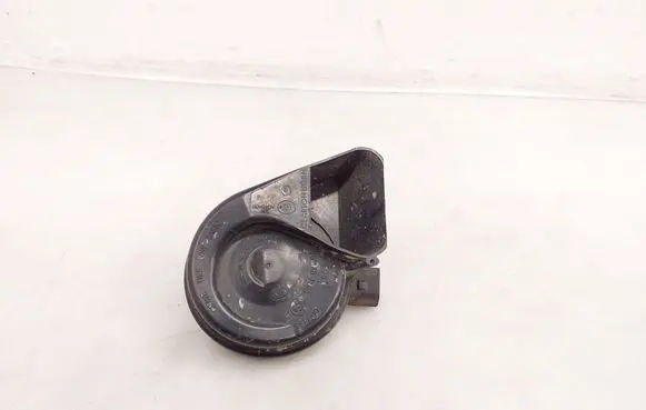 Mercedes-Benz C W205 Horn signal A2055421420