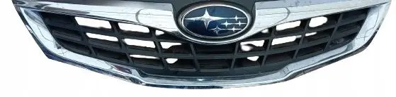 Subaru Legacy Front bumper upper radiator grill