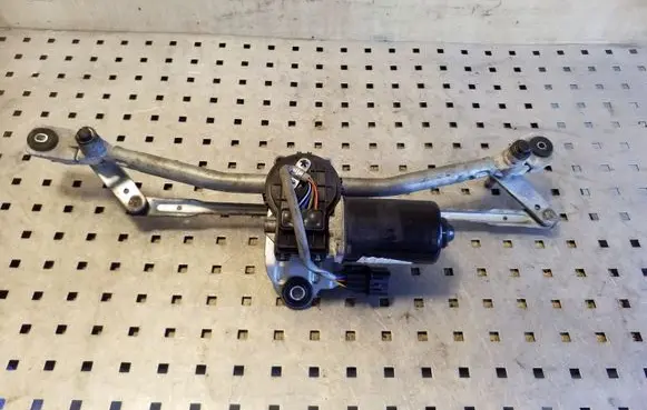 Hyundai ix35 Front wiper linkage and motor