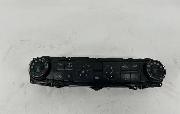 Mercedes-Benz E W211 Climate control unit 2118300490