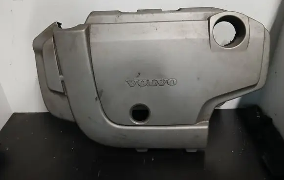 Engine cover (trim)