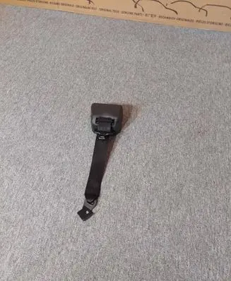 Mini One - Cooper F56 F55 Rear seatbelt 7318213 7318209 72117318209