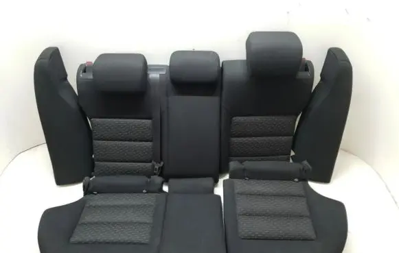 Skoda Octavia Mk2 (1Z) Second row seats 