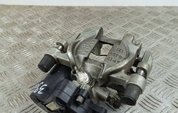 Rear brake caliper