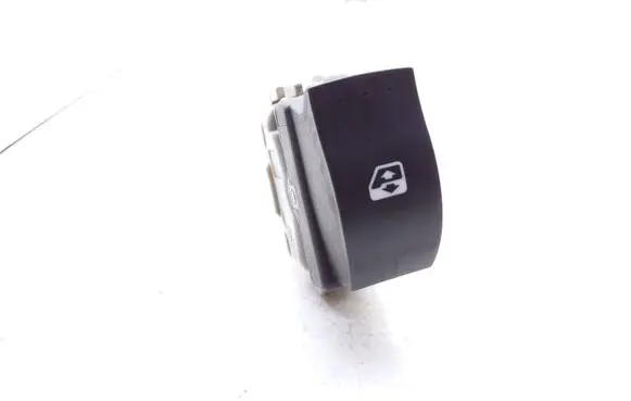 Renault Megane II Electric window control switch 28082 315024