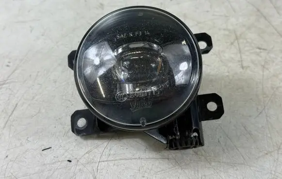 Citroen DS5 Front fog light 9811333380