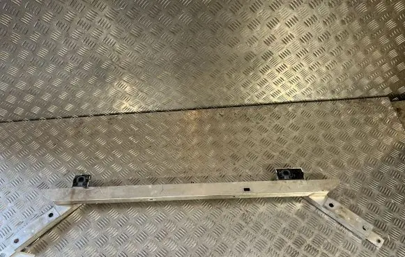 Volvo XC90 Radiator support slam panel bracket 31688773