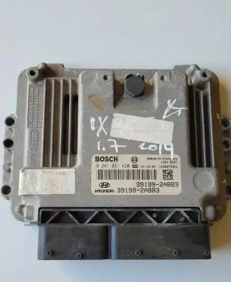 Hyundai ix35 Engine control unit/module 391992ABB3 0281031420