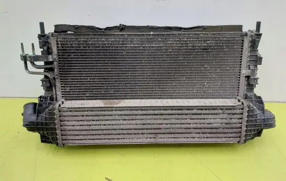 Ford Focus Radiator set 