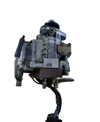 Audi A4 S4 B5 8D Fuel injection high pressure pump 038130107D 0460404977