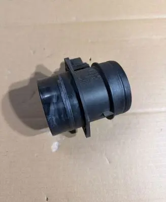 Skoda Superb B6 (3T) Mass air flow meter 0281002735 21025370 03G906461C