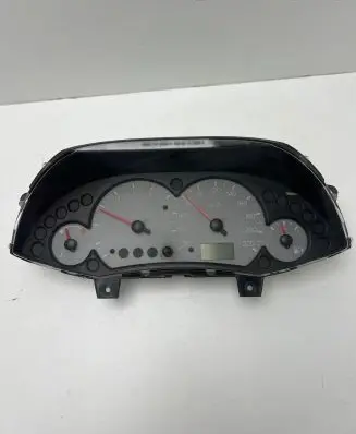 Ford Focus Speedometer (instrument cluster) 98AP10841 44ZU115