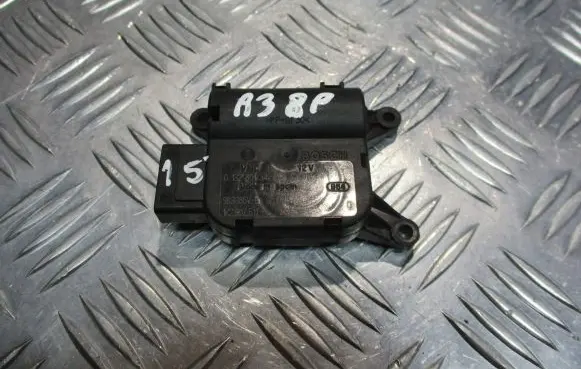 Audi A3 S3 8P Central body control module 1K2907511