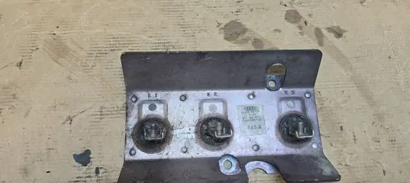 Audi 80 90 S2 B4 Coolant fan relay 8A0959493C R325R065R39