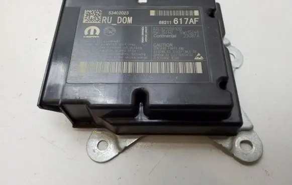 Chrysler Pacifica Other control units/modules 68211617AF 53402023