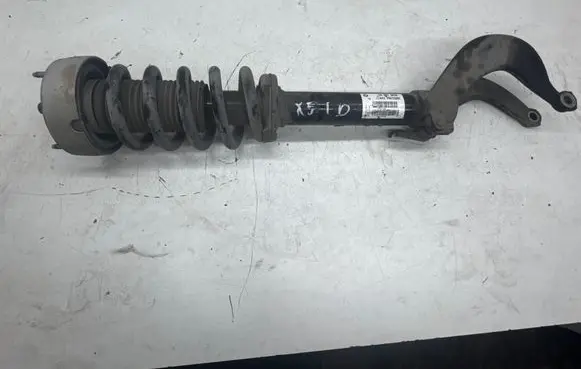 BMW X5 F15 Front shock absorber with coil spring 00745279