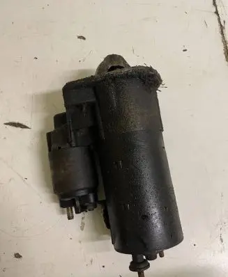 Volvo S70 V70 V70 XC Starter motor 1005821794