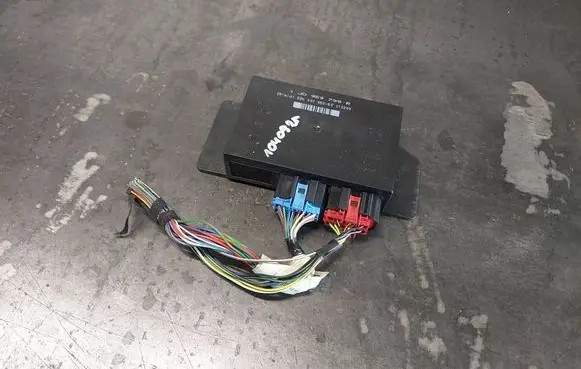 Volkswagen PASSAT B5 Comfort/convenience module 1J0959799R