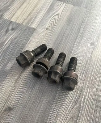 Porsche Cayenne (92A) Nuts/bolts 
