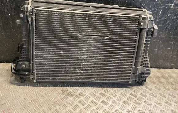 Volkswagen Touran II Coolant radiator 1K0959455FB
