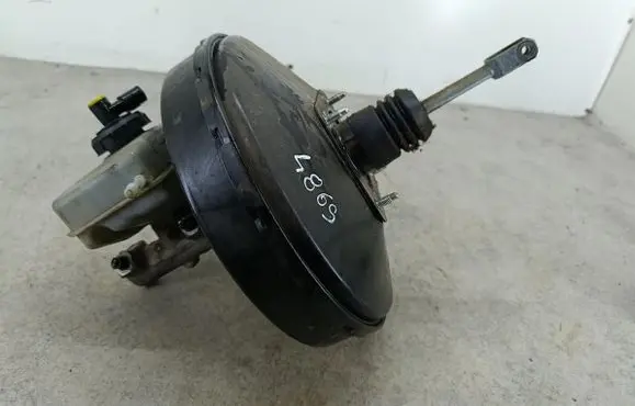 Renault Master II Brake booster 8200883918