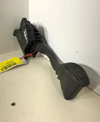 Ford Ka Accelerator throttle pedal 51893926