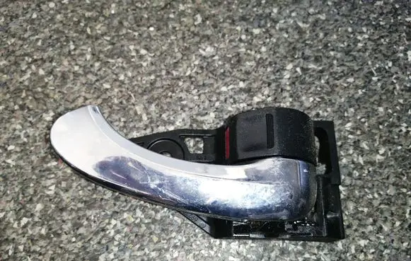 Front door interior handle
