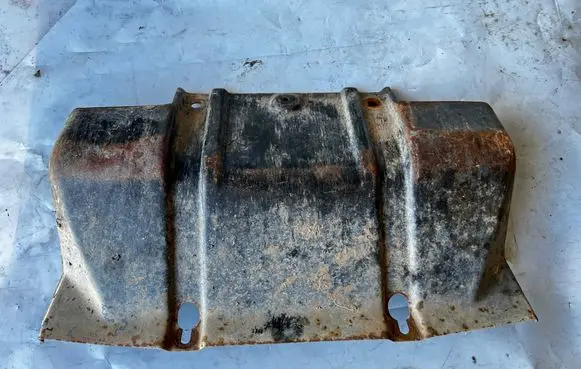 Opel Frontera B Engine splash shield/under tray