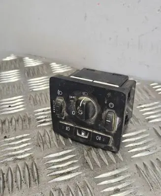 Volvo V50 Light switch 30669736